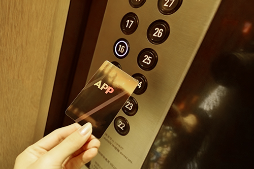 Unlocking Hotel Convenience: A Complete Guide to Hotel Cards and Their Functions (en inglés)